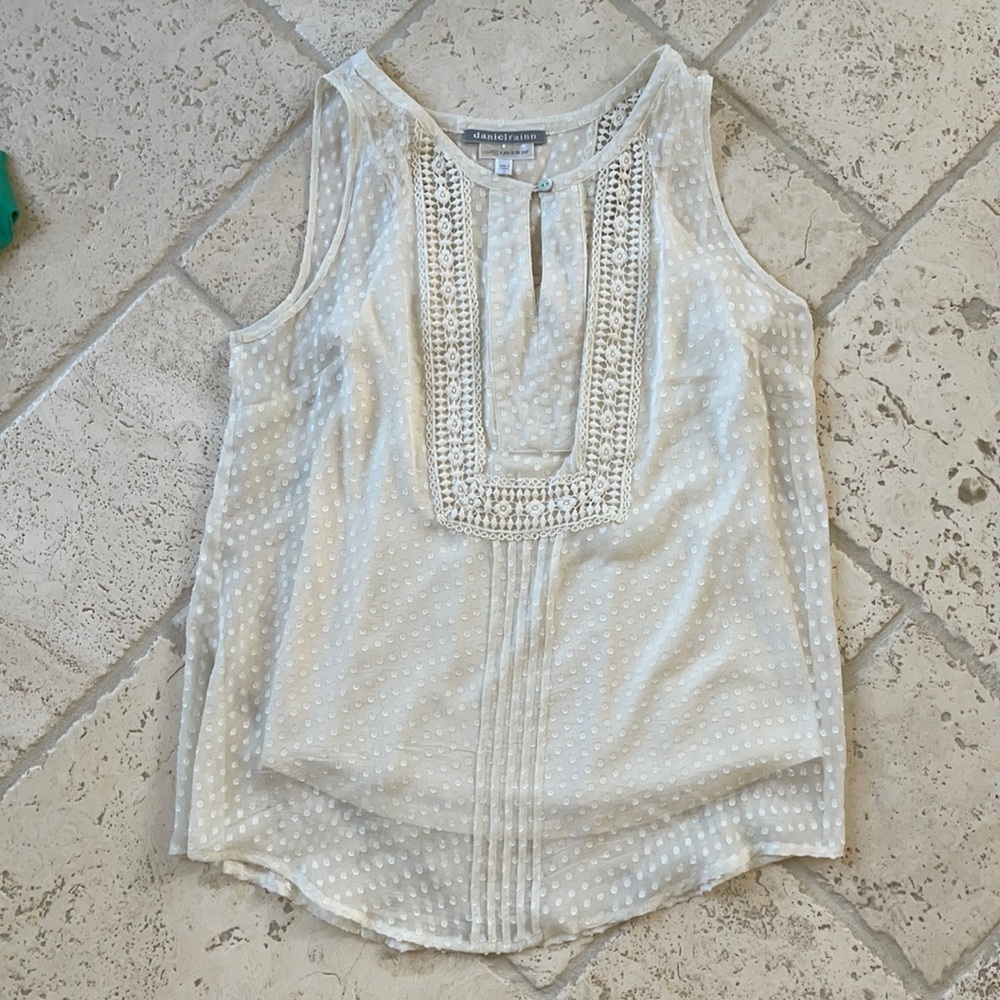 Daniel Rainn maternity top SM